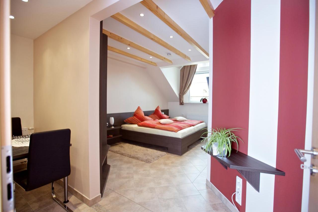 Genholter Hof Hotel Bruggen  Bagian luar foto