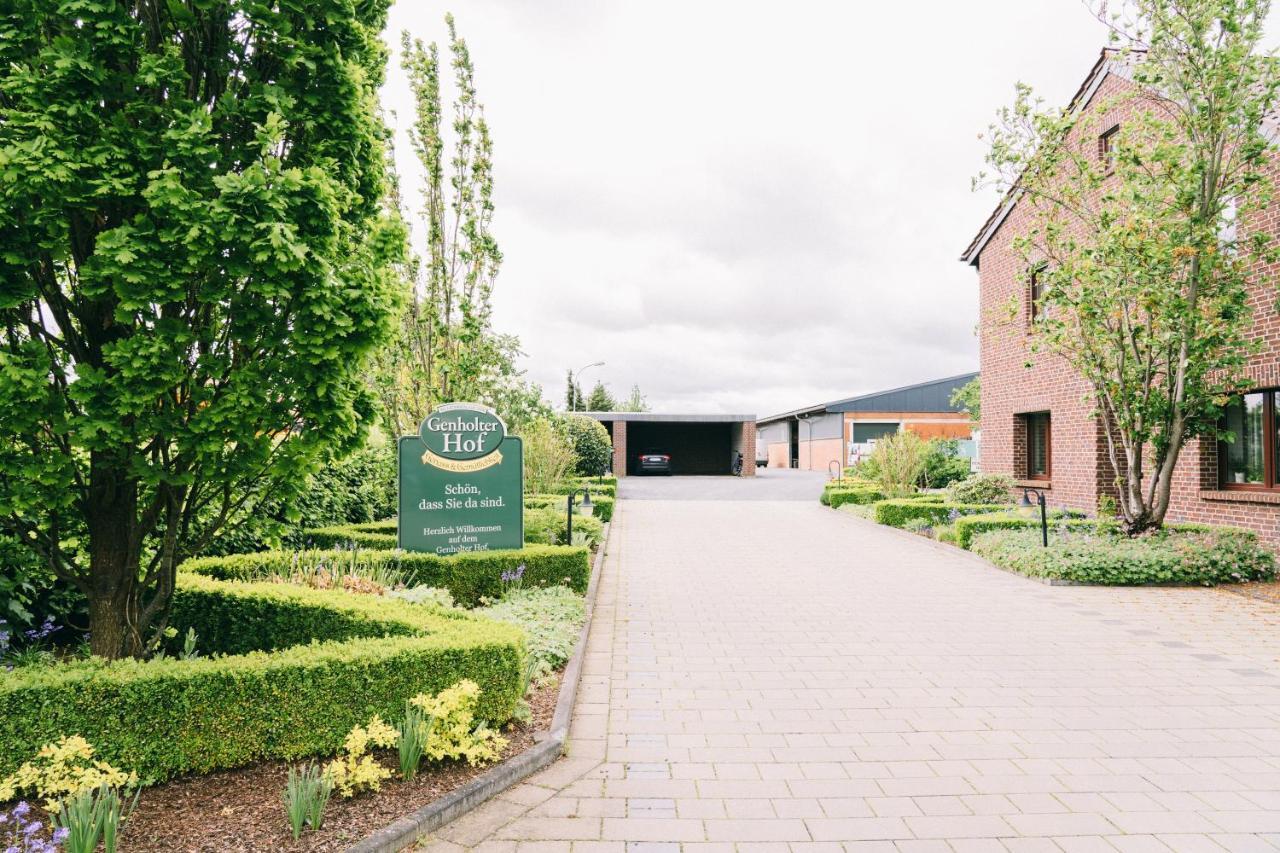 Genholter Hof Hotel Bruggen  Bagian luar foto
