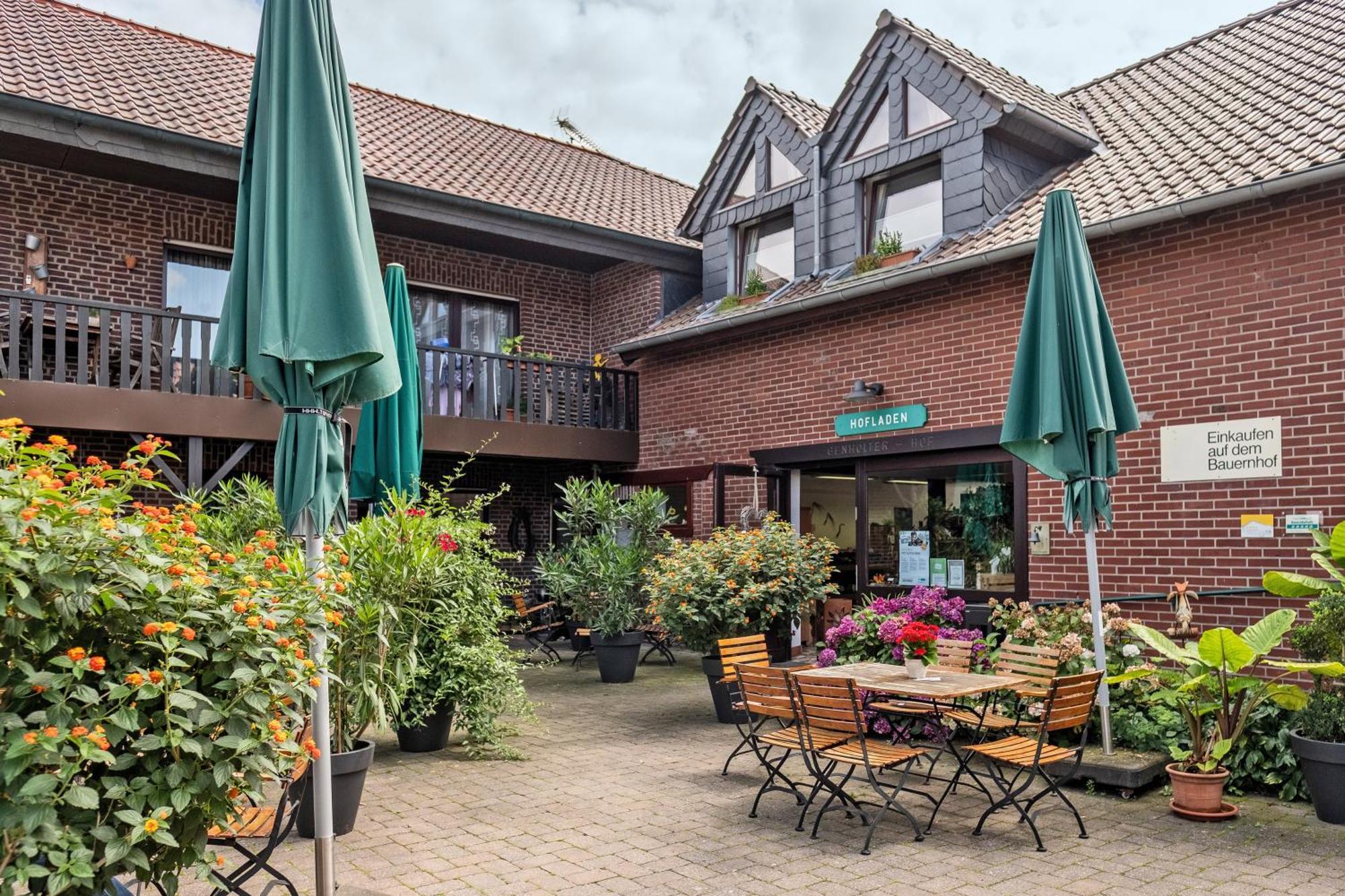 Genholter Hof Hotel Bruggen  Bagian luar foto
